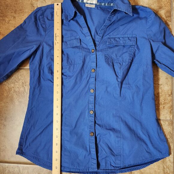 Women’s Button-Down Shirt Bundle – Size Small, Long Sleeve - Picture 4 of 13